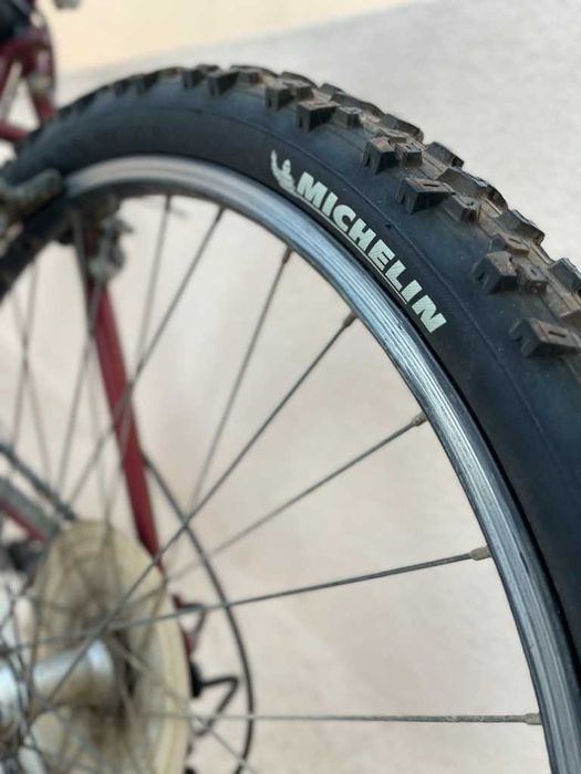Bicicleta BTT aro 26 Shimano Alivio pneus Michelin