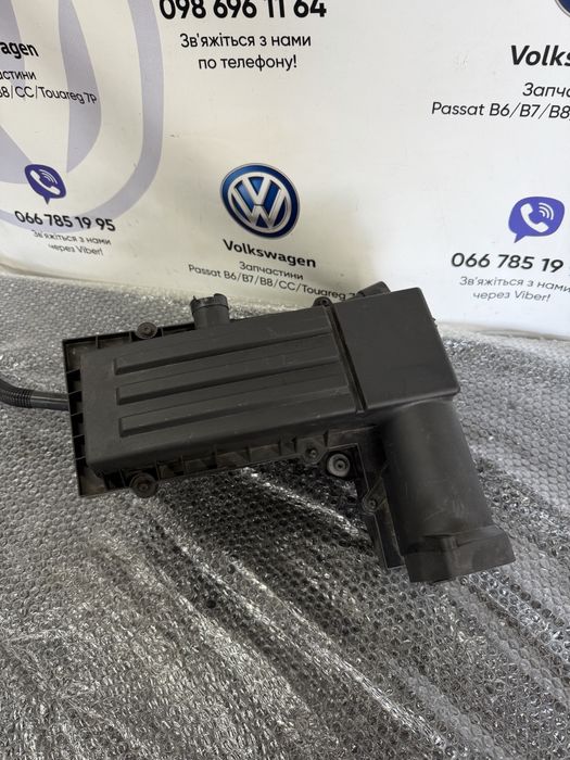 Корпус повітряного фільтра 2.0 TSI Passat NMS USA Jetta 5C0129607J