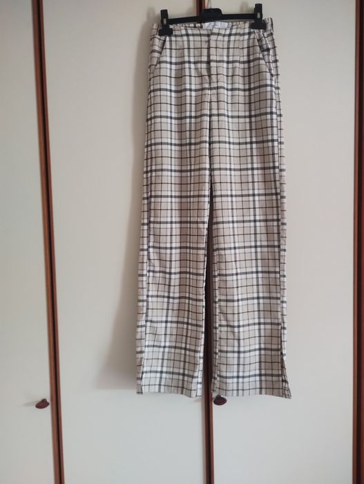 Spodnie Bershka r. 36