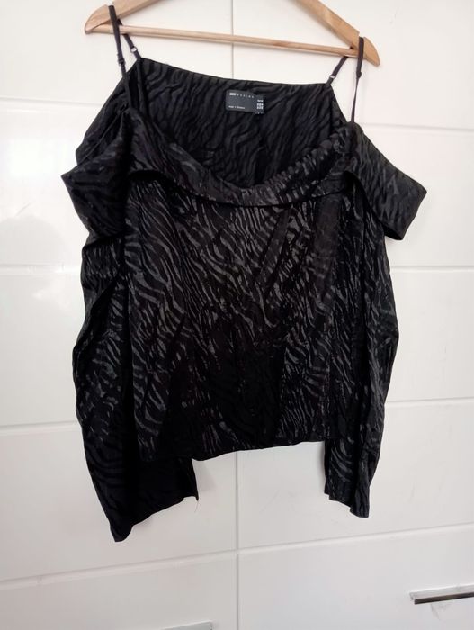 Czarna bluzka Hiszpanka rozmiar 50 Asos
