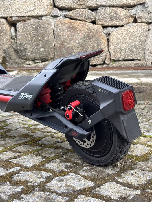 Trotinete elétrica - Segway 3 Pro