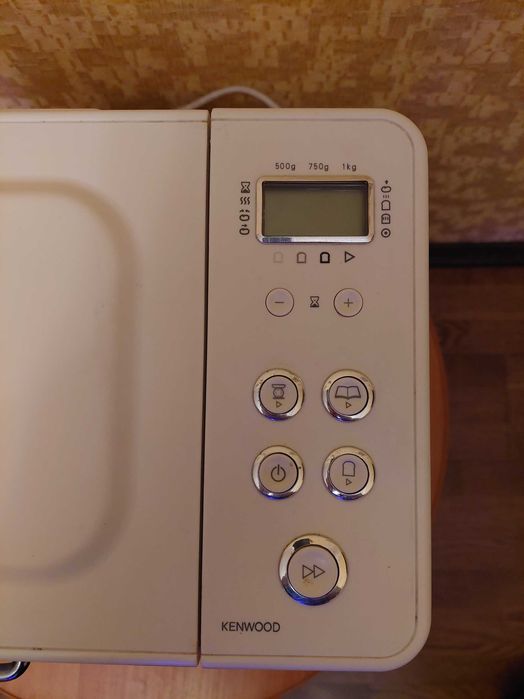 Хлібопіч Kenwood BM 250