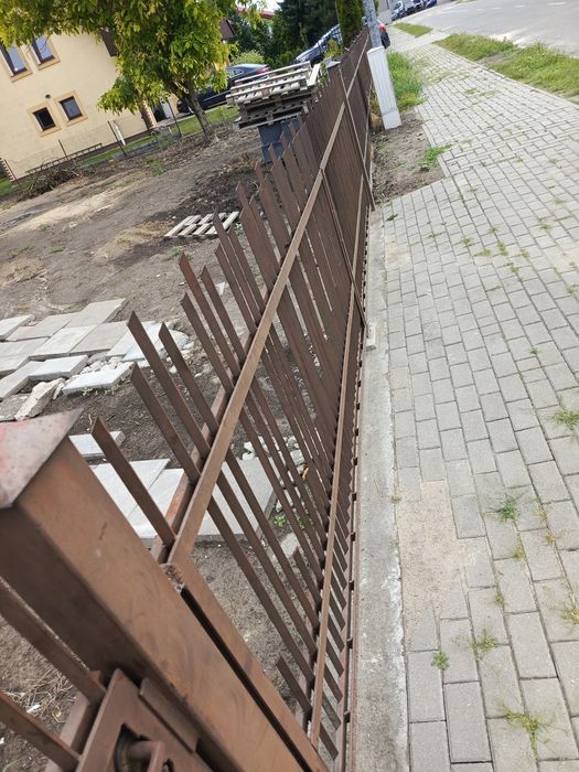 Ogrodzenie metalowe przęsła
