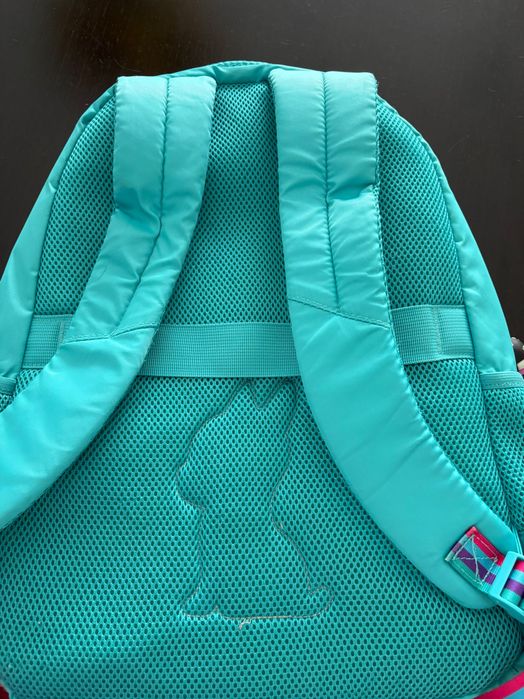 Vendo mochilas escolares como novas