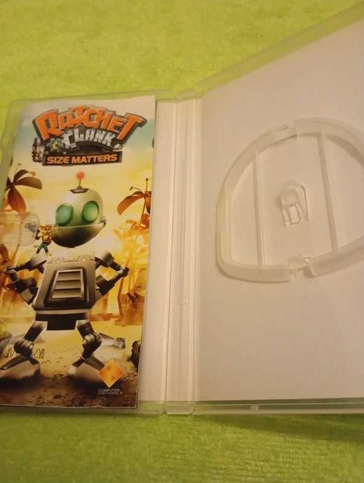 Caixa Ratchet & Clank Size Matters Psp