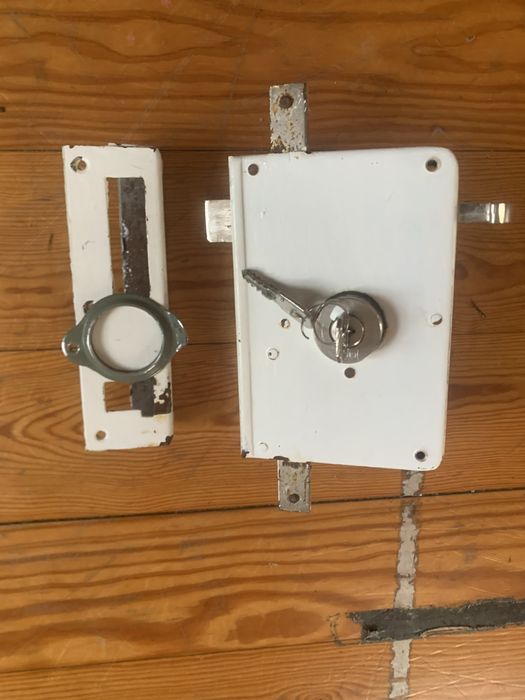 Fechadura funcional com chave