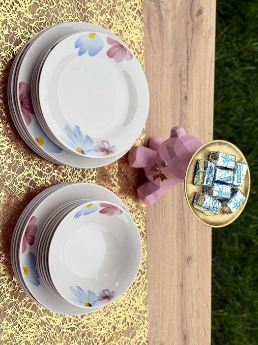 Nowe talerze Homelux zestaw serwis stokrotki 24 elementy komplet