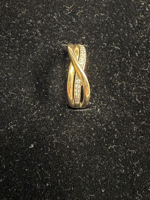 Złoty pierscionek waga 1,8 g próba 585