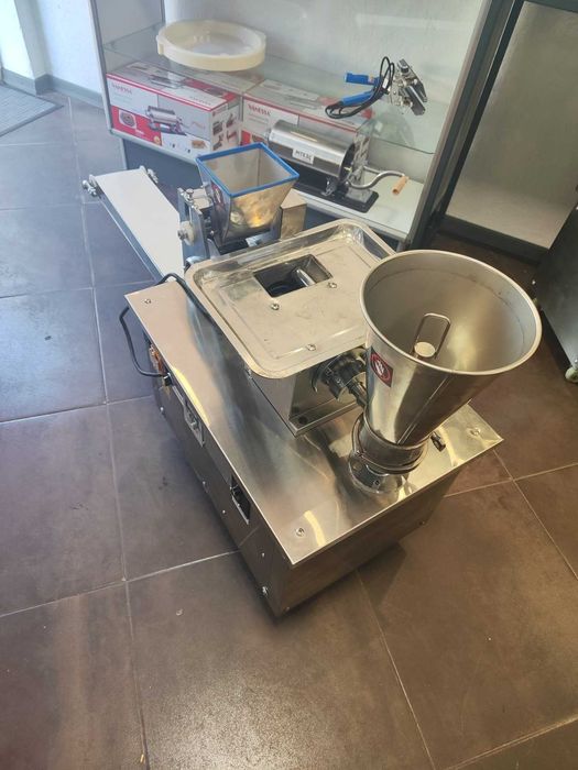 Пельменный аппарат, апарат для пельменей,  пельмений апарат