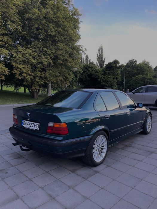 Продам BMW E36 рест