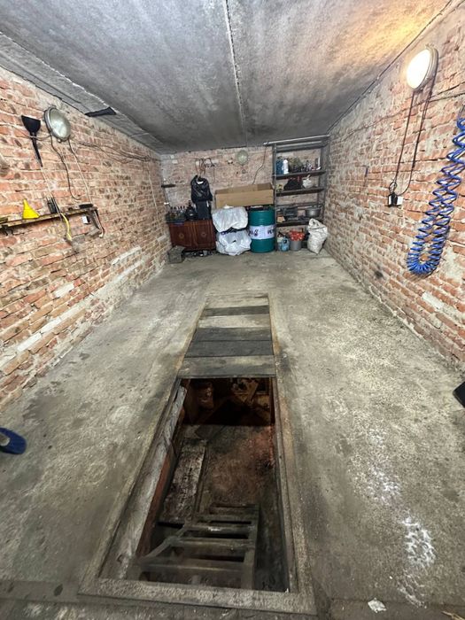 Продам приватизований гараж  Конякіна 18Б ГК»Механізатор»