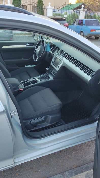 Продам автомобіль Volkswagen Passat B8