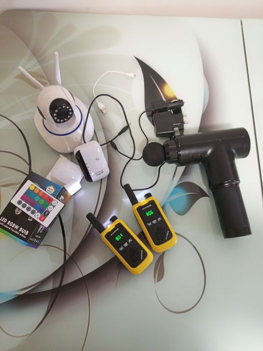 Рації ,камера ,лот електроніки .