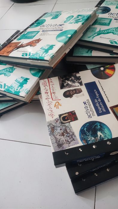 Livros Activia multimedia