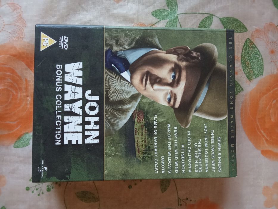 10 фильмов на 6 дисках набор john Wayne Джон Уэйн набор DVD