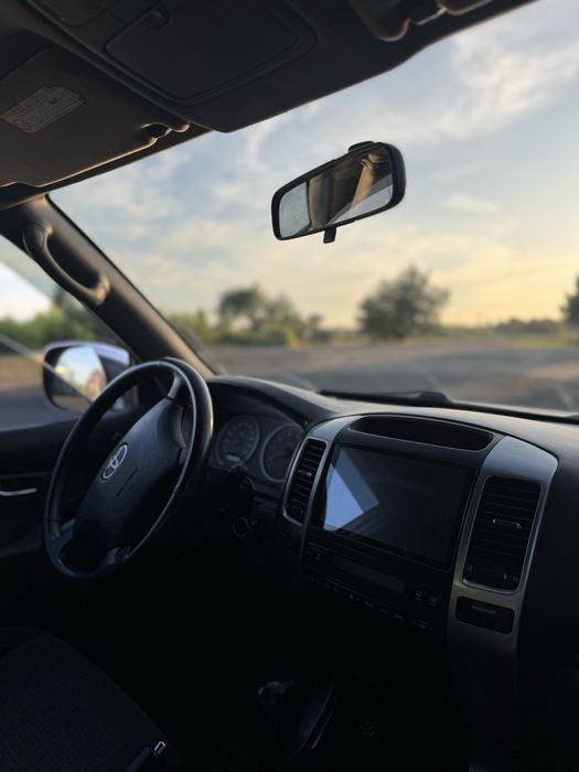 Toyota Prado 120 2,7 2006