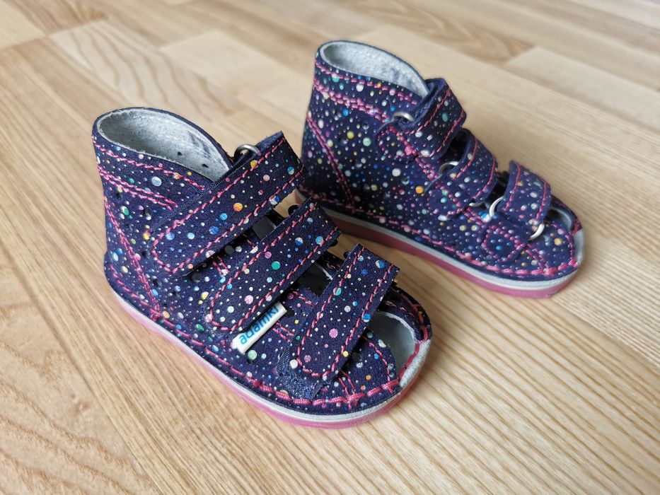 Kapcie sandały półbuty profilaktyczne Adamki 012N r. 18 (12 cm)