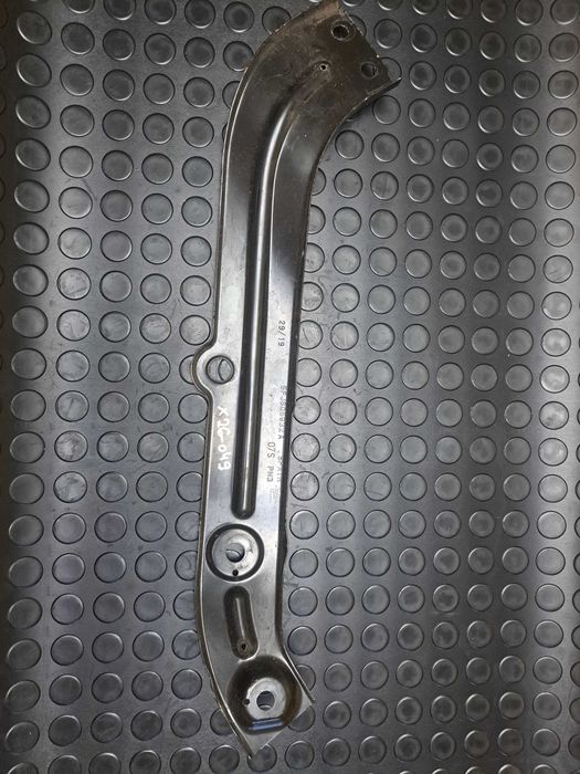 Wspornik pasa PRAWY PRZÓD Seat Tarraco (18-24) 5FJ805932A