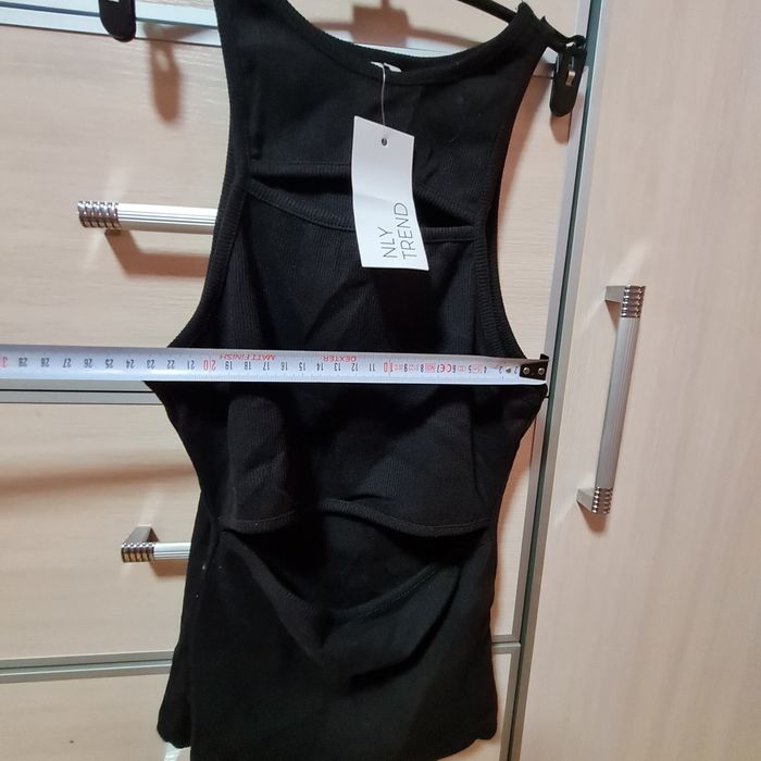 NLY trend bluzka koszulka top odkryty wycięty r. XS XXS