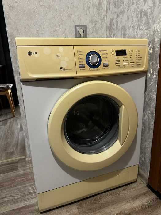 Пральна машинка LG 5кг