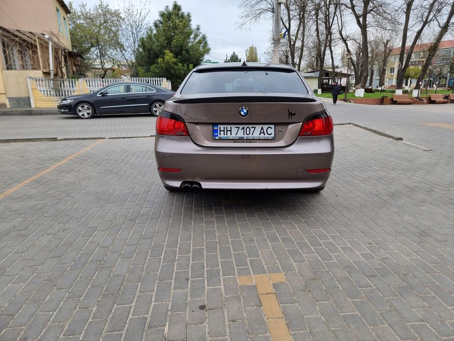 ПРОДАМ БМВ 530 .