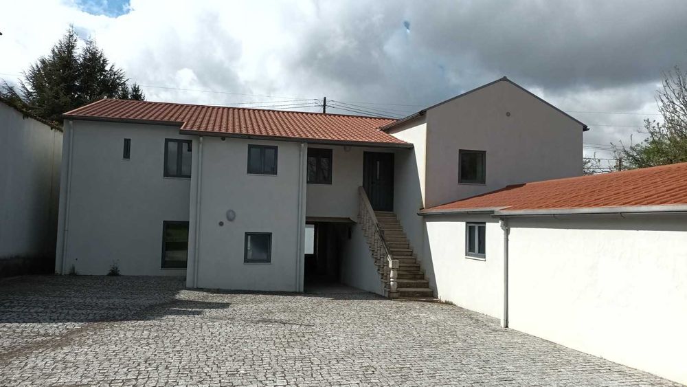 Arrenda-se apartamento T1 em São Roque