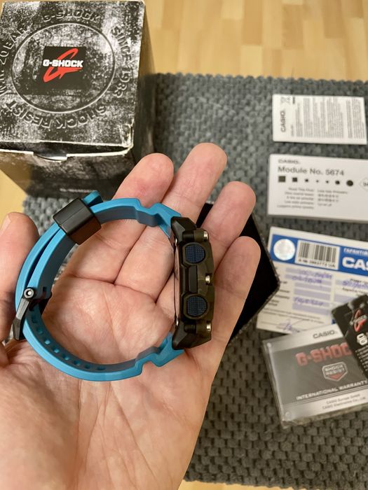 Годинник Casio G-Shock Ga-2200 в кольорі Brown/Blue/Black