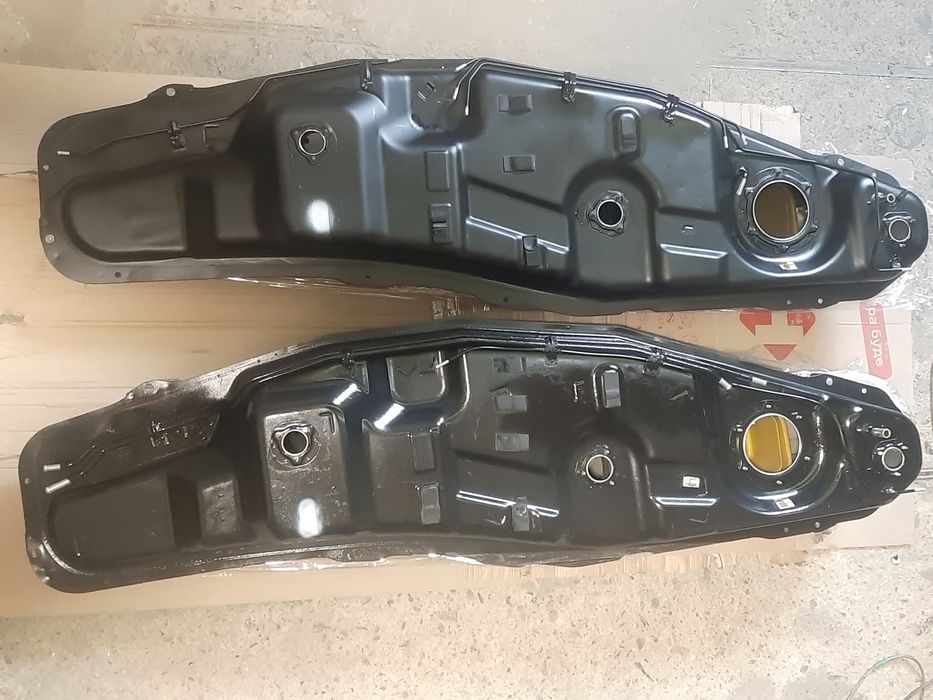 Паливні баки Mitsubishi Pajero Wagon на бензин і дизель