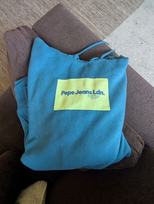 Vendo roupa de rapaz