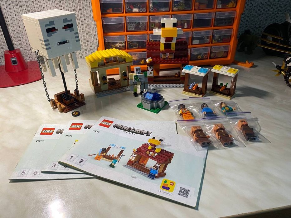 Lego Minecraft Movie 21273