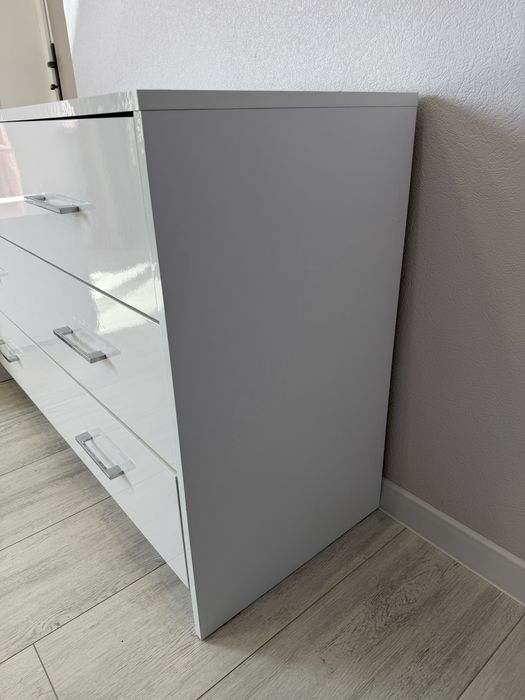 Продам комод та тумби фірми Miromark Family