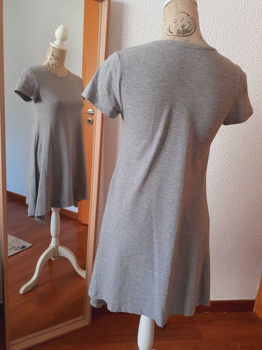 Vestido cinza Lefties