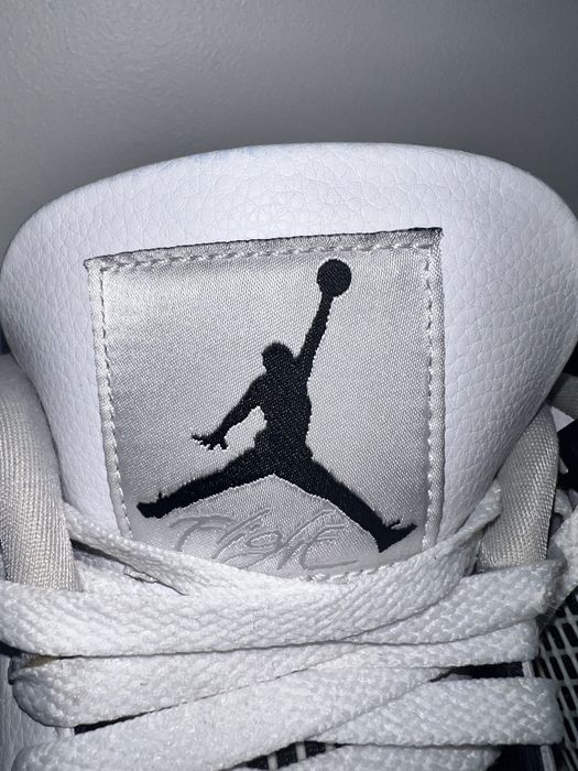 Jordan 4 Military Black
