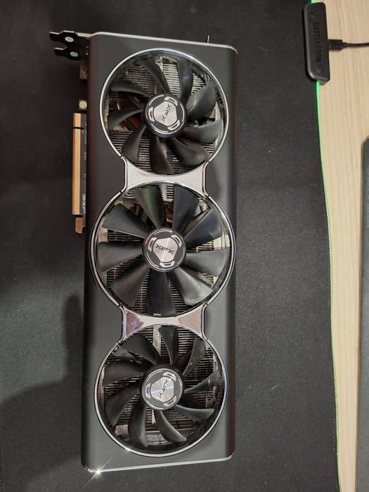 Placa gráfica RX5700XT