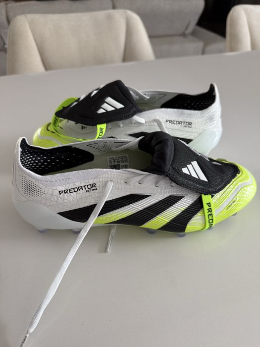 Chuteiras Adidas Predator Elite