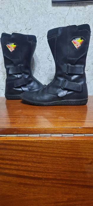 Продам мотоботи,мотоботы 40-41р.