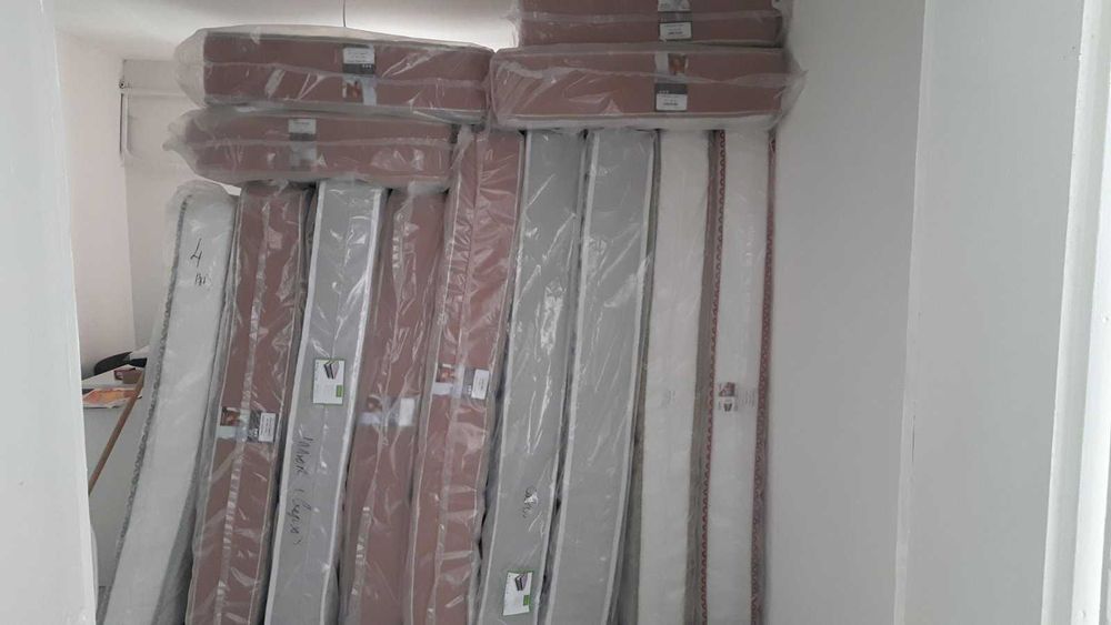 Матраци за вигідними цінами. Пружинні та безпружинні