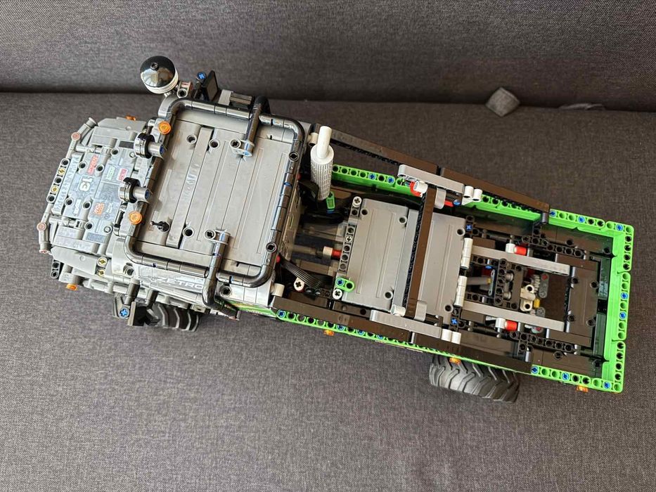 Lego Technic 42129 Mercedes Zetros