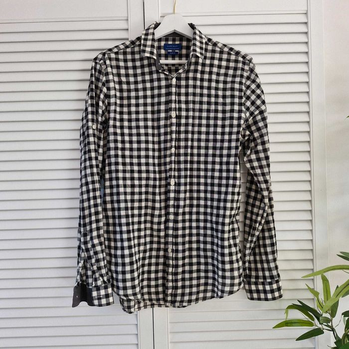 koszula slim fit w czarno-białą kratę + kosmetyk GRATIS