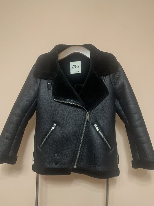 Дублянка Zara в хорошому стані