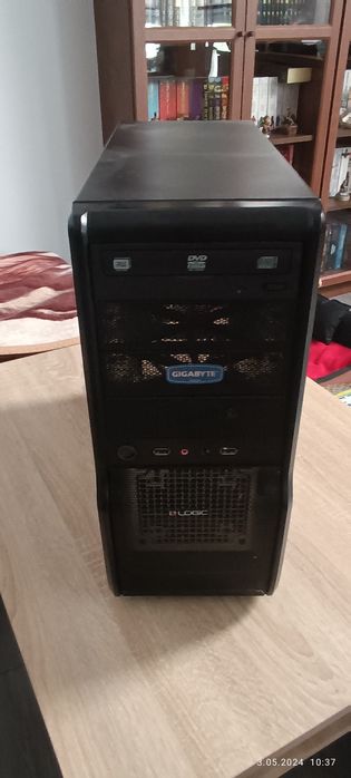Obudowa komputera +części