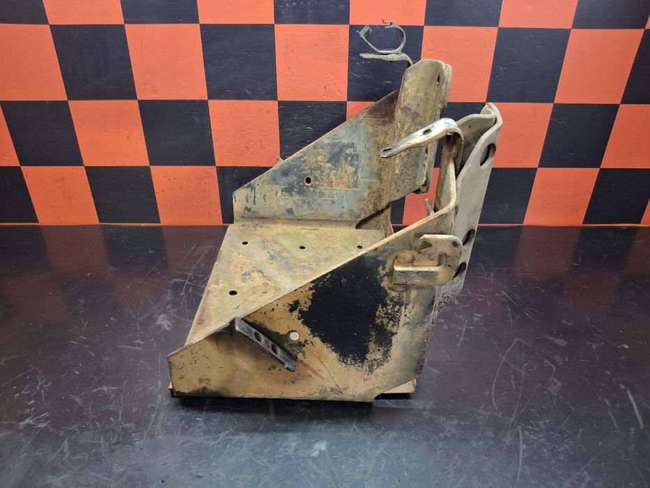 Base / caixa da bateria TOYOTA Dyna Chassis (KD_, LY_, _Y2_, _U3_, _U4
