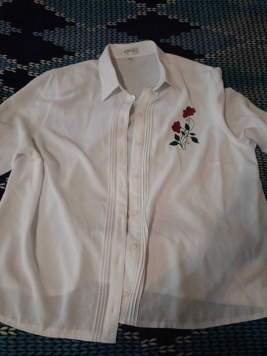 блузка 48 размер и юбка красная с вышивкой