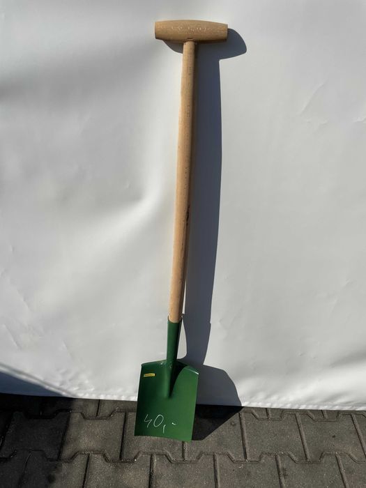 Taczka budowlana z kiprem grubość blachy 2 mm.