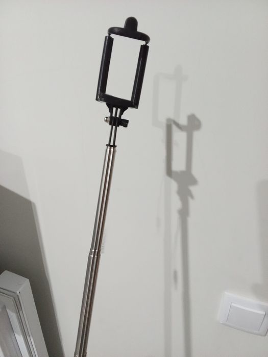 STICK SELFI EXTENSIVO de TELEMÓVEL ou Máquina Fotos. Novo