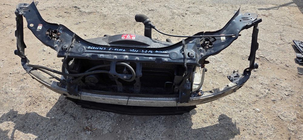 Pas przedni chłodnice wentylator Mercedes W211 E-Klasa 3.2 v6 benzyna