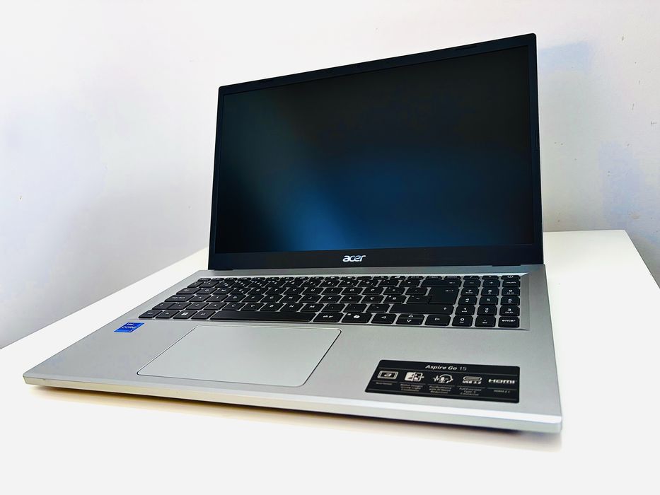 Portatil Acer Aspire Go 15 i7 • 16GB RAM • SSD 1TB • Estado Novo