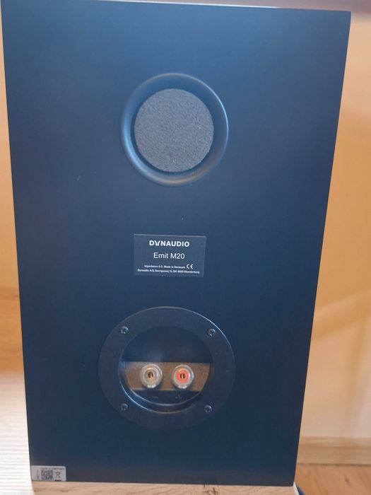 Kolumny Dynaudio Emit M20