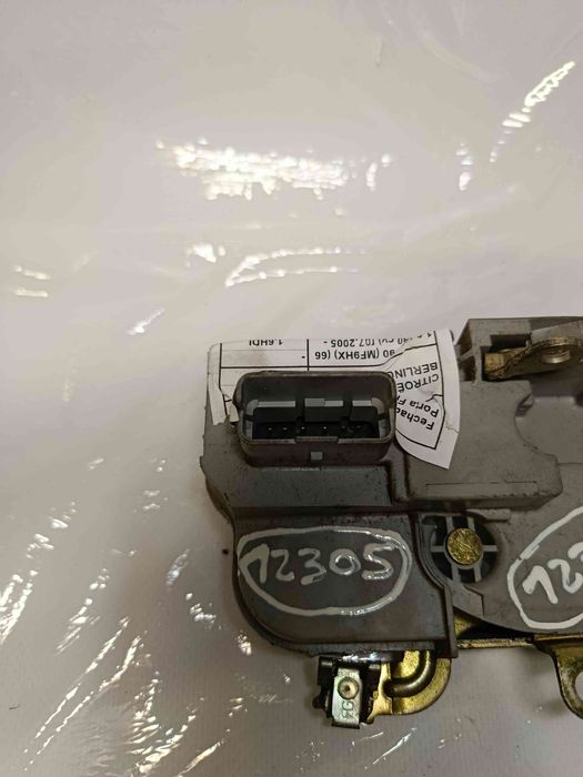 Fechadura / fecho porta frente direito CITROËN Berlingo (MF)