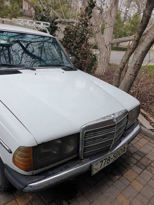 Mercedes w123 300diesel